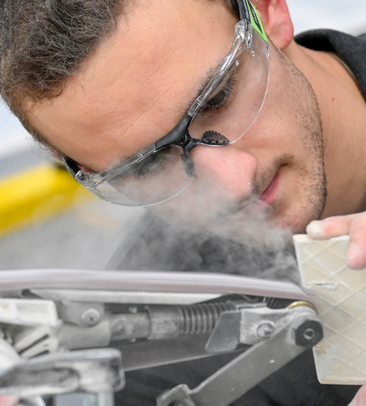 Amarin Prediger - Plattenleger EFZ - Carreleur CFC - Piastrellista AFC - SPV / Schweizerischer Plattenverband - ASC / Association Suisse du Carrelage, ASP / Associazione Svizzera delle Piastrelle 11.09.2020 - Dagmersellen - Pius Koller